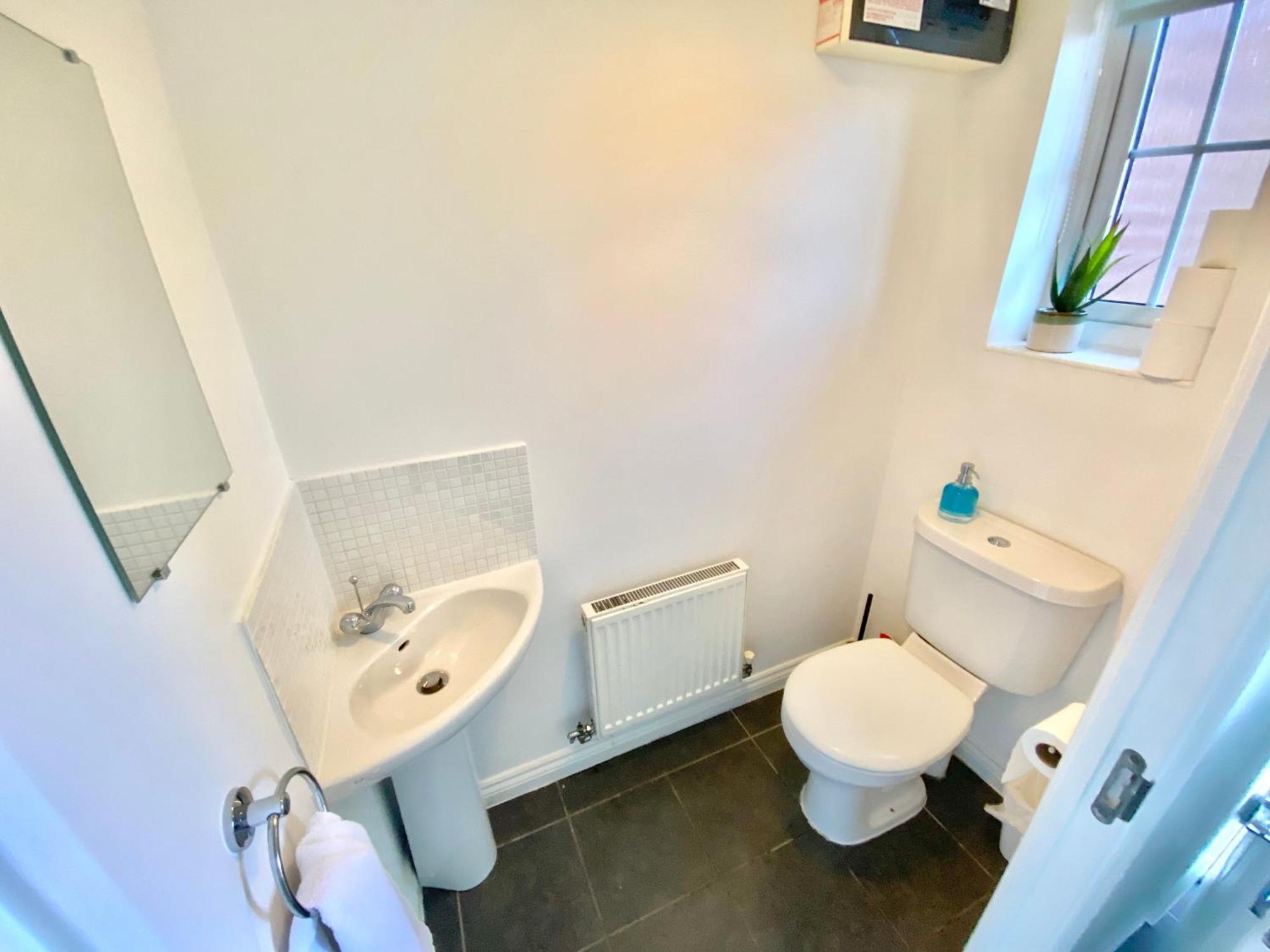 Free Private Parking! Oakley House And Garden! Fully Equipped 4 Comfy Beds Villa Corby Eksteriør bilde